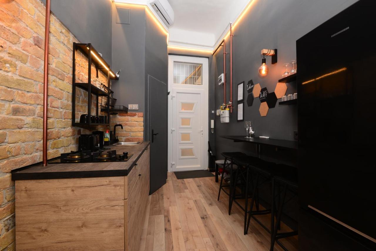 Your Place Apartman Budapest Exterior foto
