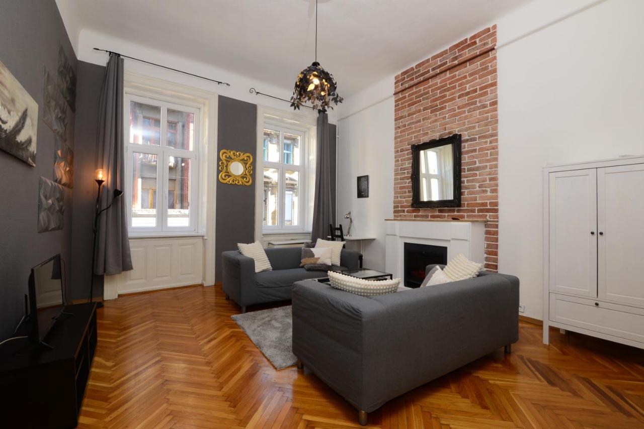 Your Place Apartman Budapest Exterior foto