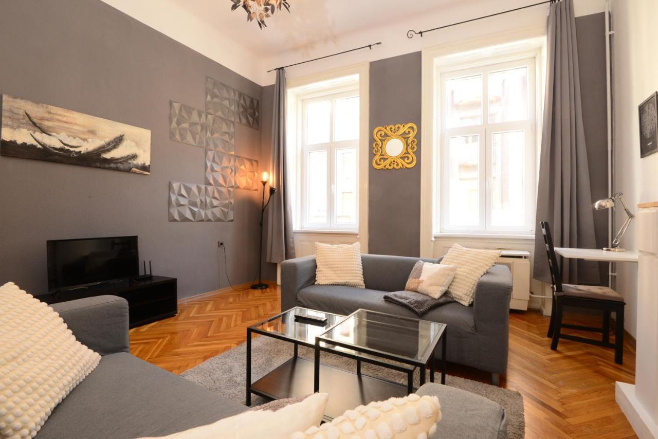 Your Place Apartman Budapest Exterior foto